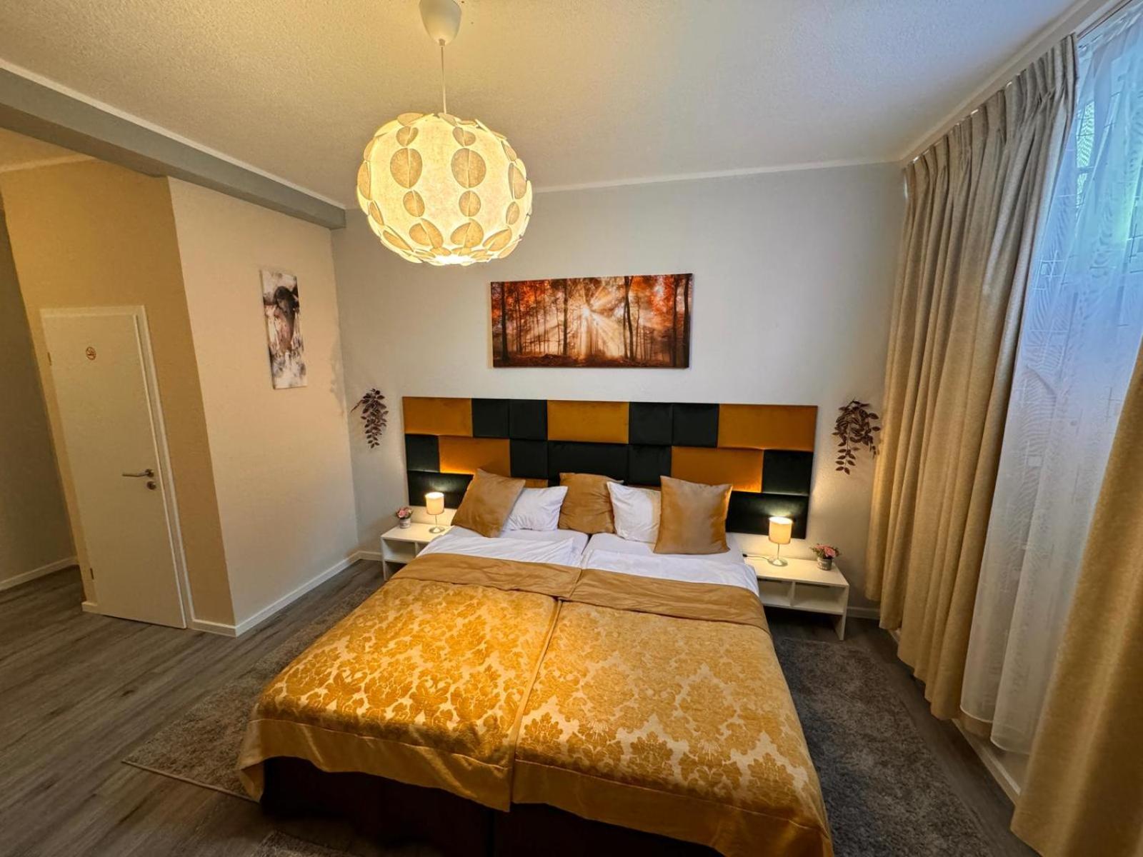 Homestay F-f Haus Monteuren *