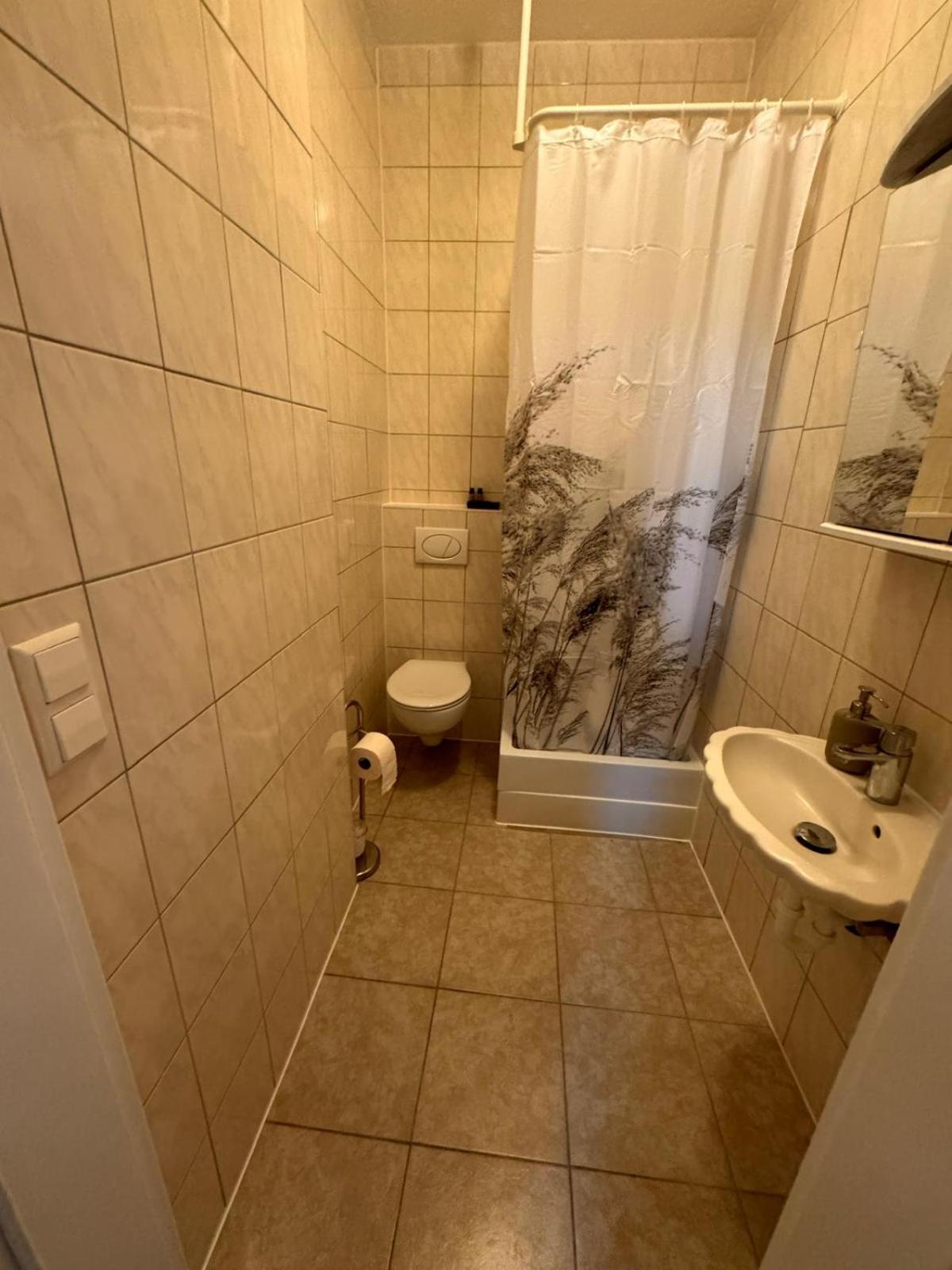 Homestay F-f Haus Monteuren Neuhausen auf den Fildern