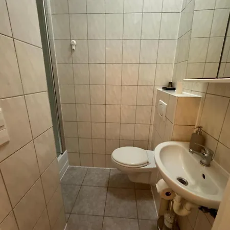 F-F Haus Monteuren Unterkunft Neuhausen auf den Fildern Exterior photo